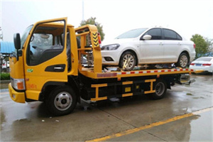 许昌附近拖车救援24小时服务热线